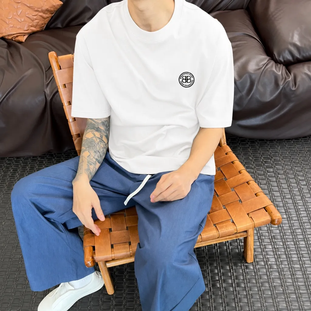 bal～ logo 《 》 ， tee ， Same Style ， : Black White Coffee Brown Size：S（90-130 ） M（125-150 ） L（135-165 ） XL（160-190 ） XXL（185-220 ）